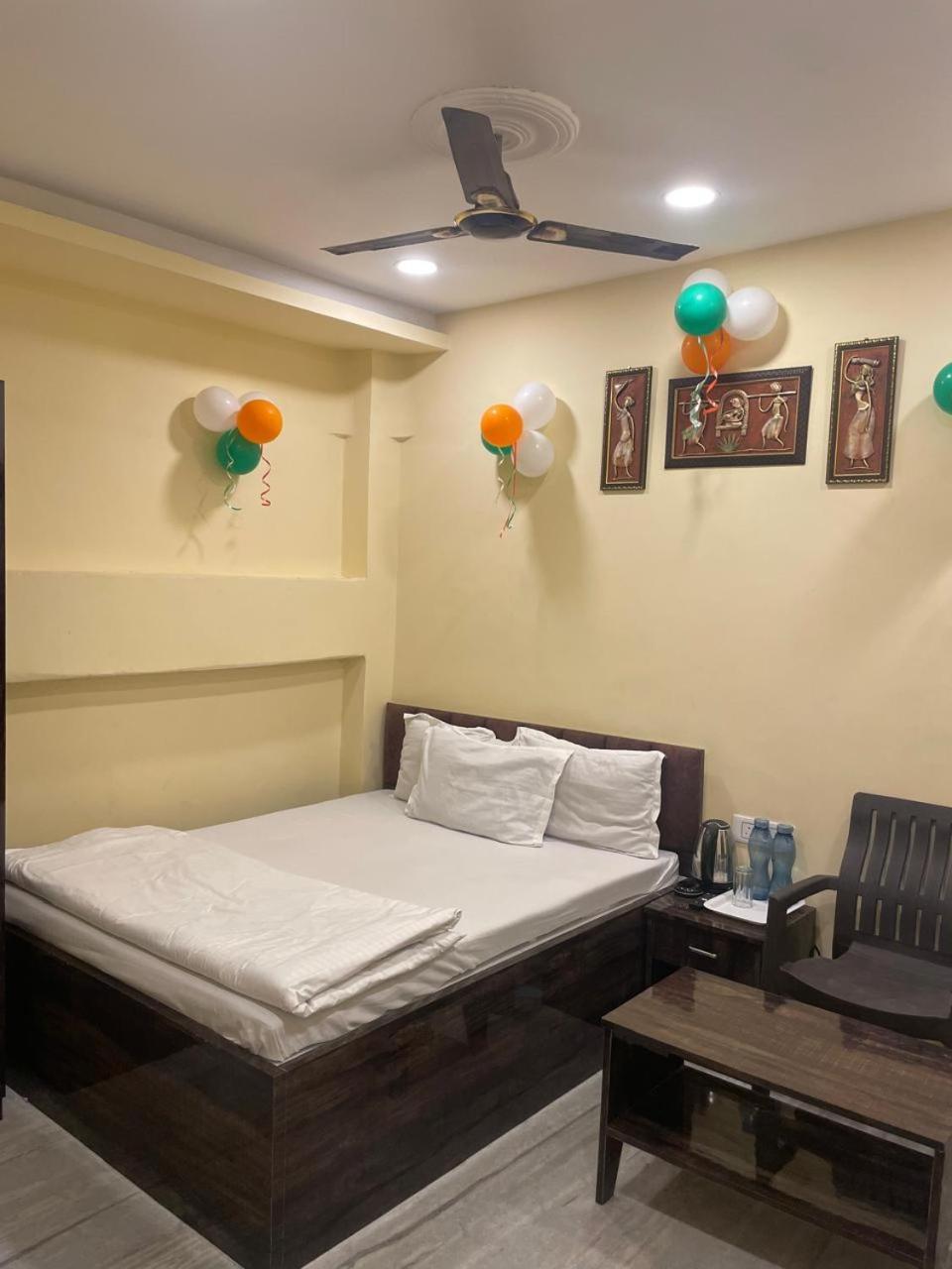Hotel Royal Inn Salkhia Екстериор снимка